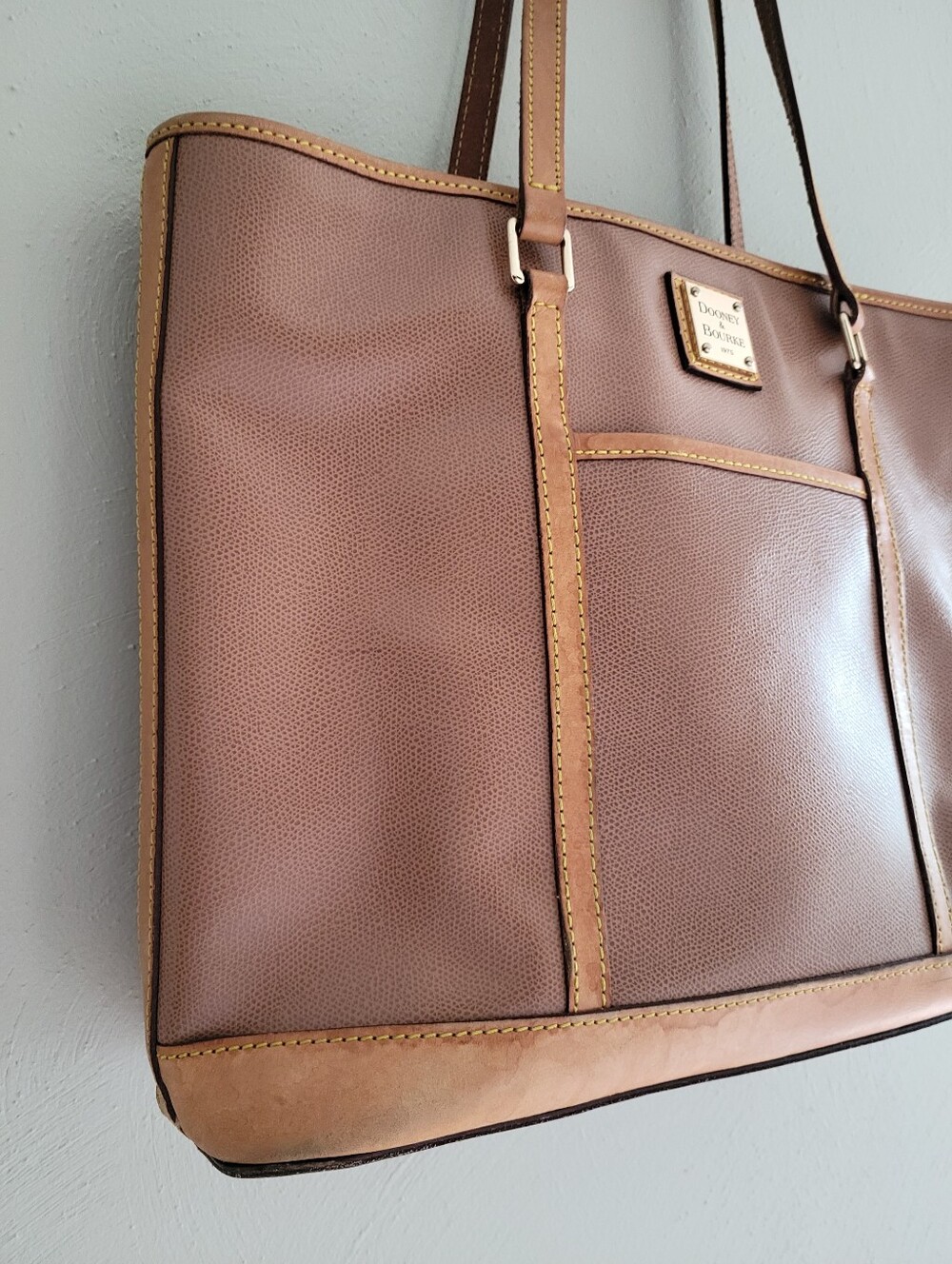 Dooney Bourke WHITNEY Tan Large Tote,  Authentic Vintage 12"H X14.5"W One Owner